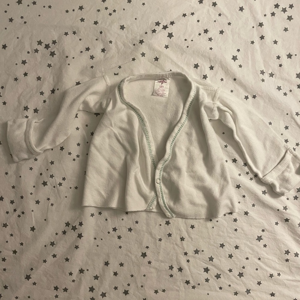 6 months snap top in white